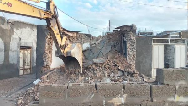 تور ارزان روسیه: تخریب قسمتی از یک باب منزل مسکونی گلی در هندیجان بر اثر بارش باران