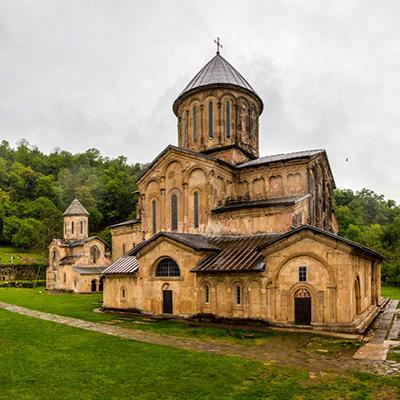 تور گرجستان: صومعه گلاتی در کوتایسی، دومین شهر گرجستان