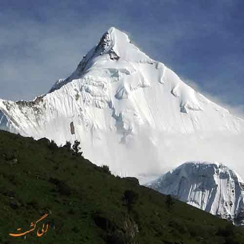 تنها کوهی در دنیا که هیچکس نتوانسته به آن صعود کند!